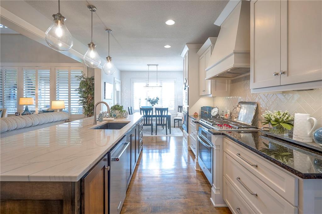 Thumbnail 38