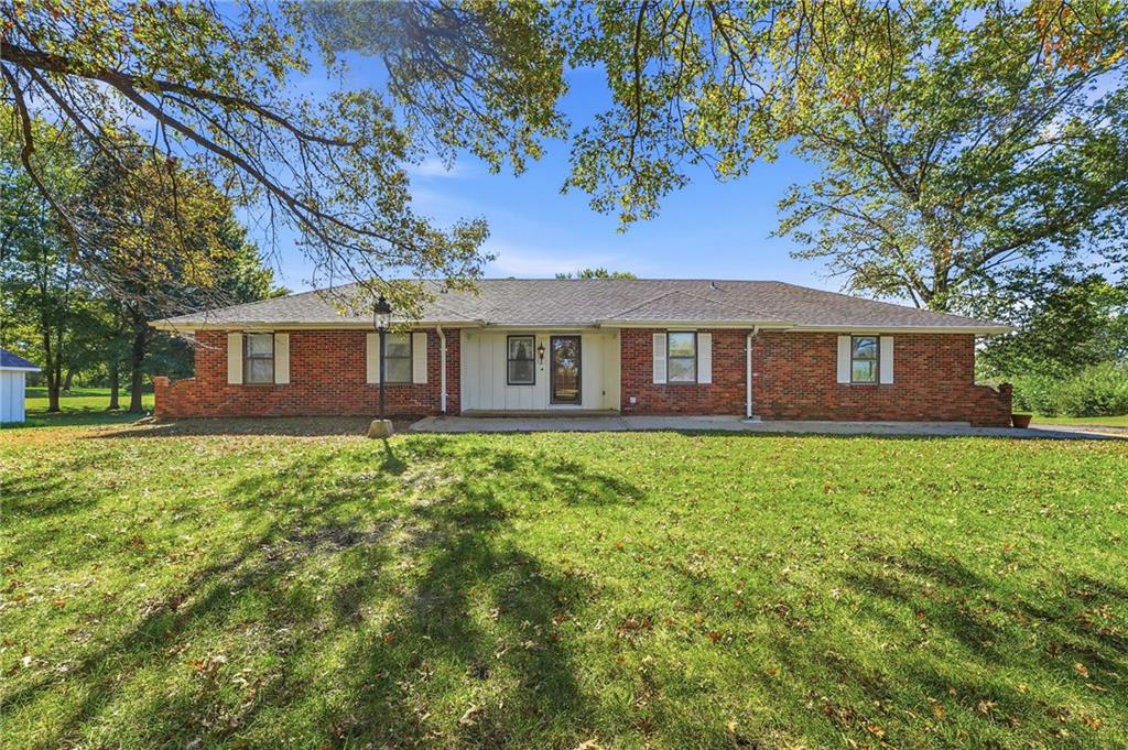 5905 E 210th Street - Photo 1