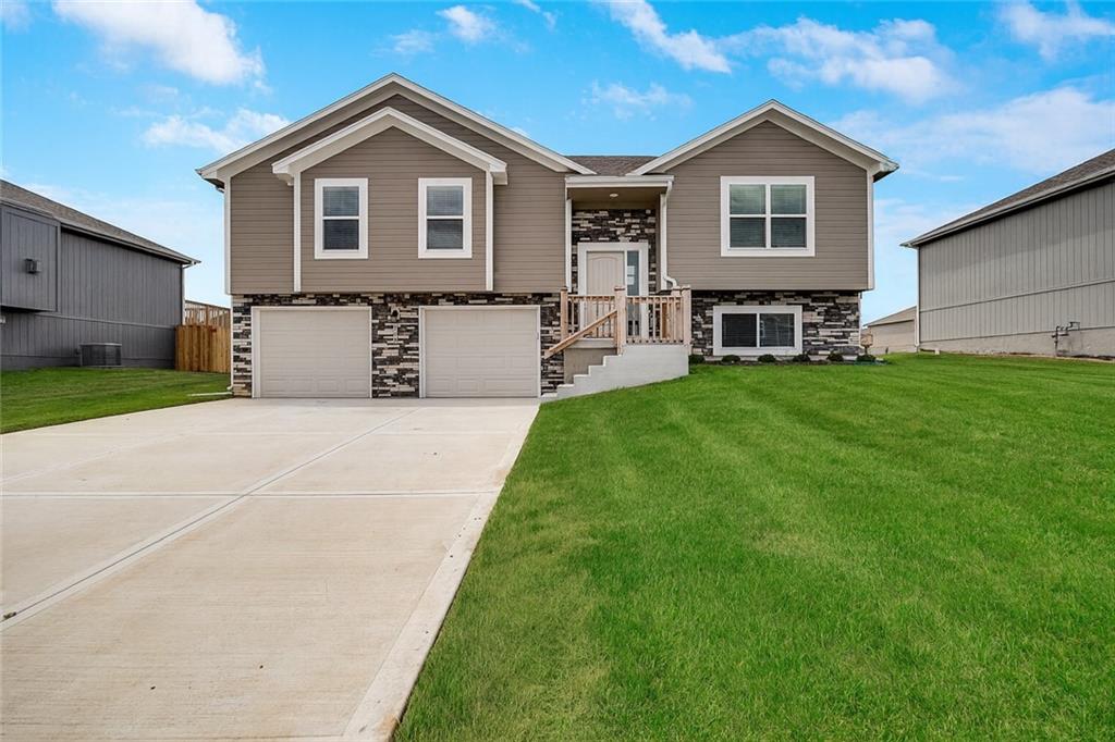 525 Lemon Mint Drive - Photo 1
