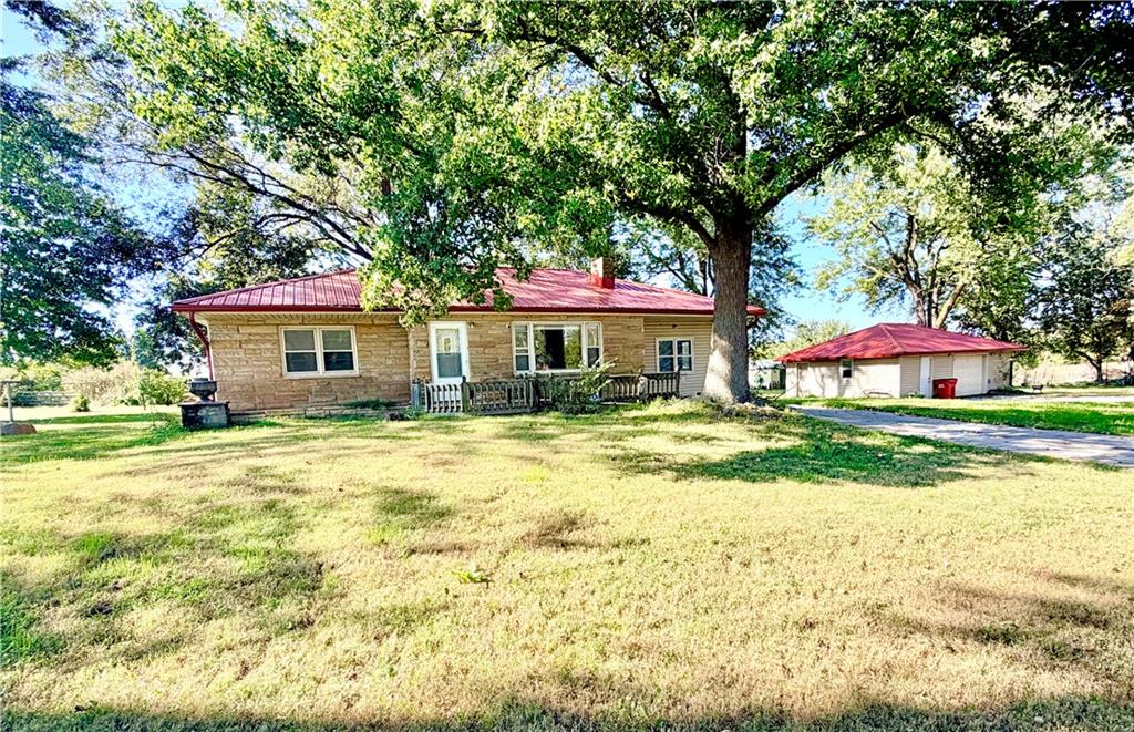 122 Buckner Tarsney Road - Photo 1