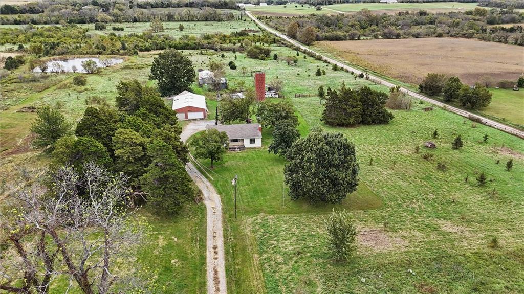 794 E 1650 Road - Photo 1