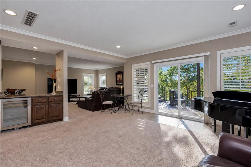 Thumbnail 32