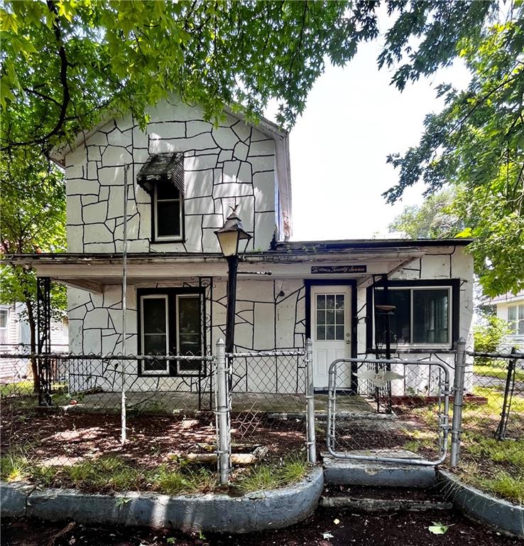 1327 S Kentucky Avenue - Photo 1
