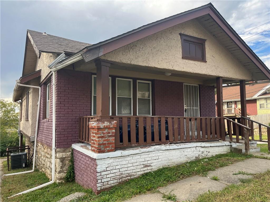 4300 MONTGALL Avenue - Photo 1