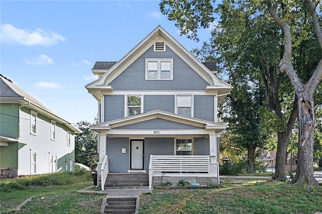 801 N 11th Street - Photo 1
