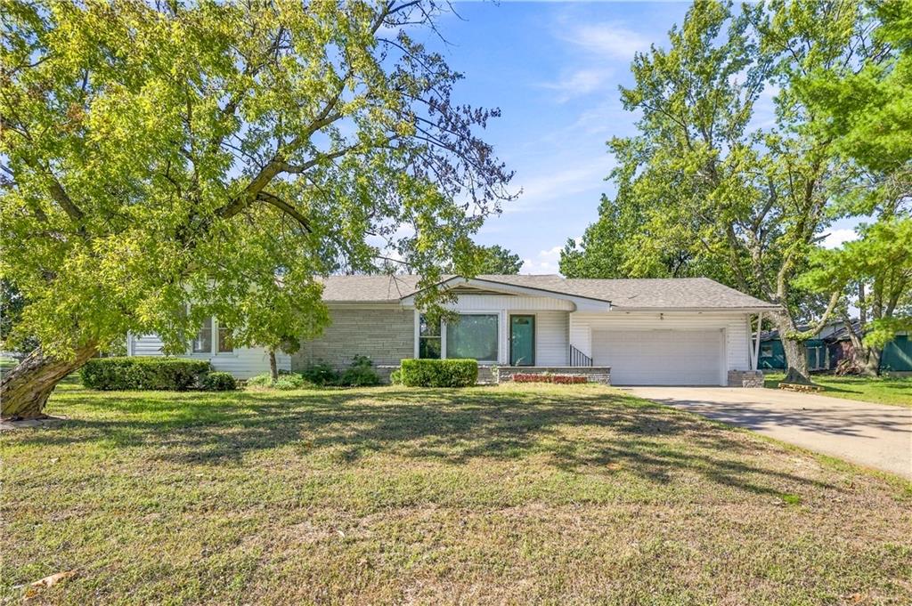 1220 S State Line Road - Photo 1