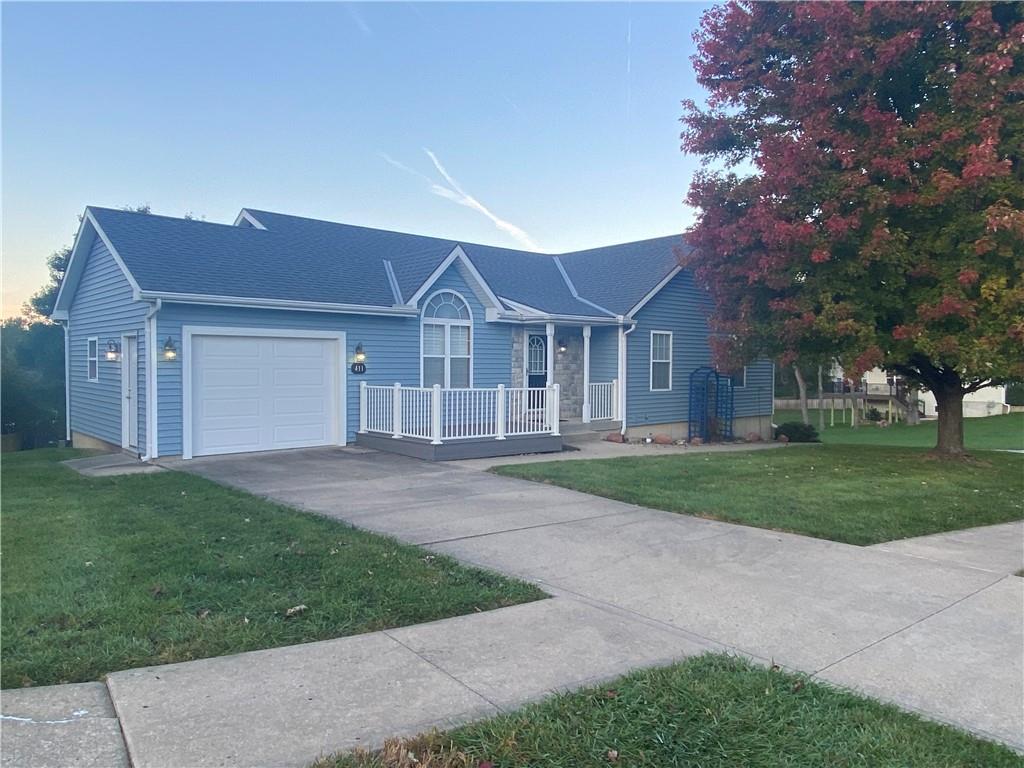 411 Hillcrest Street - Photo 1