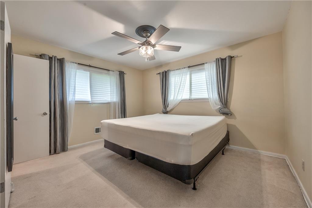 Thumbnail 12