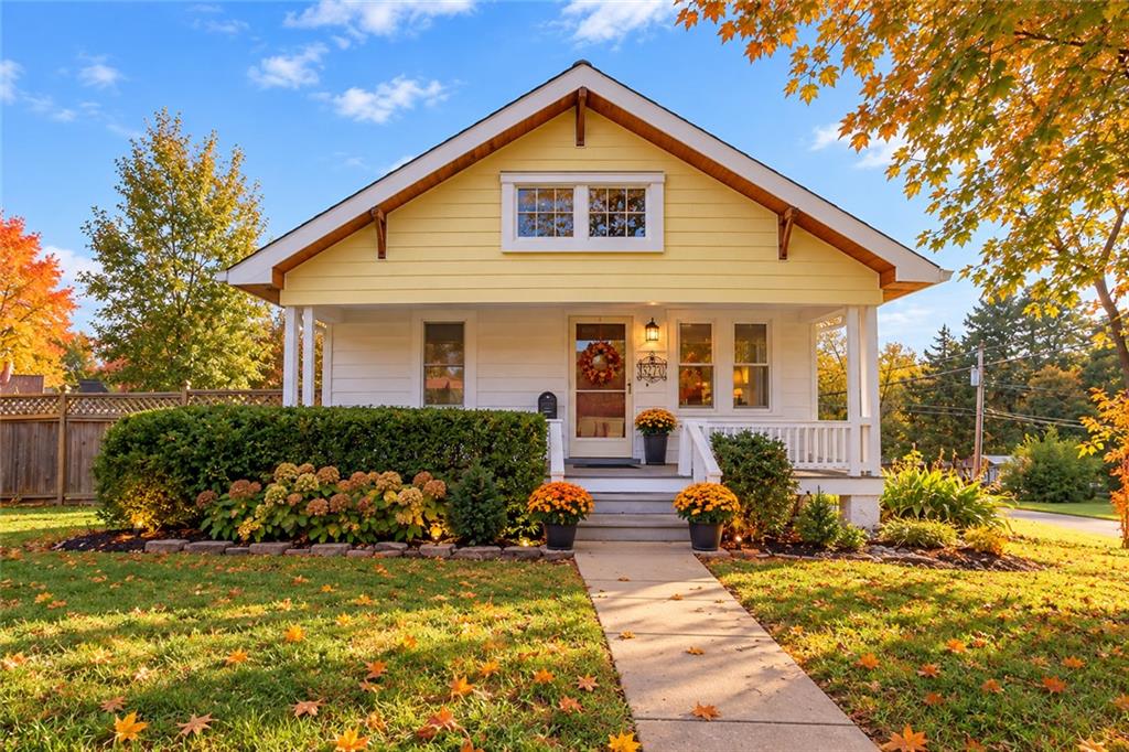 201 N Ash Avenue - Photo 1