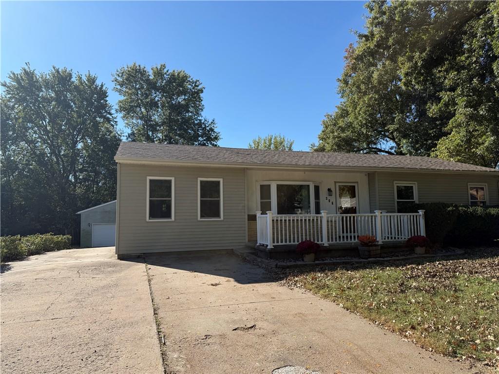 417 Cheyenne Avenue - Photo 1