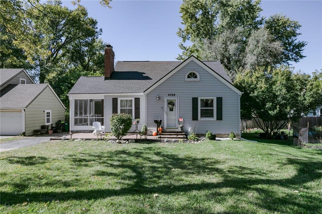 4728 Catalina Street - Photo 1