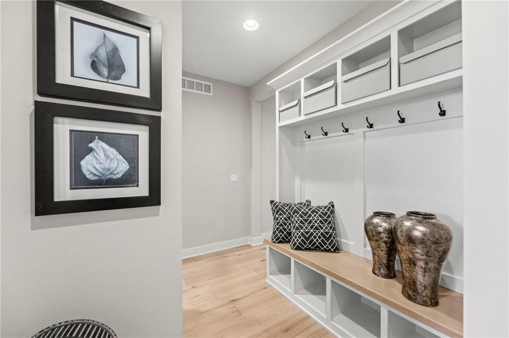 Thumbnail 21