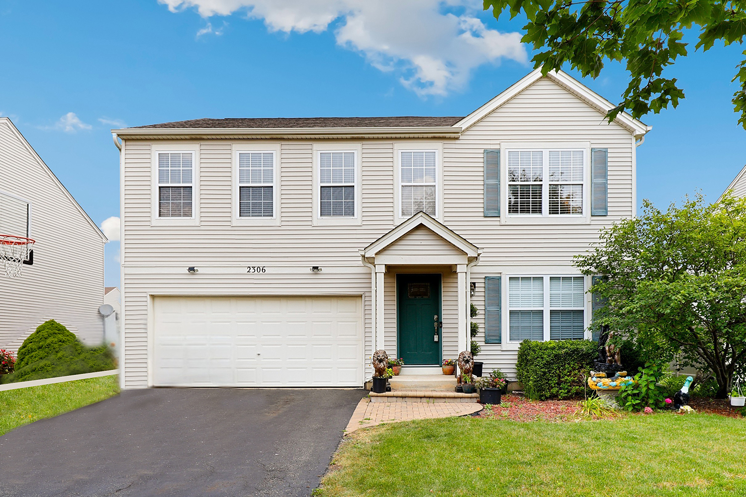 2306 Maple Ridge Drive