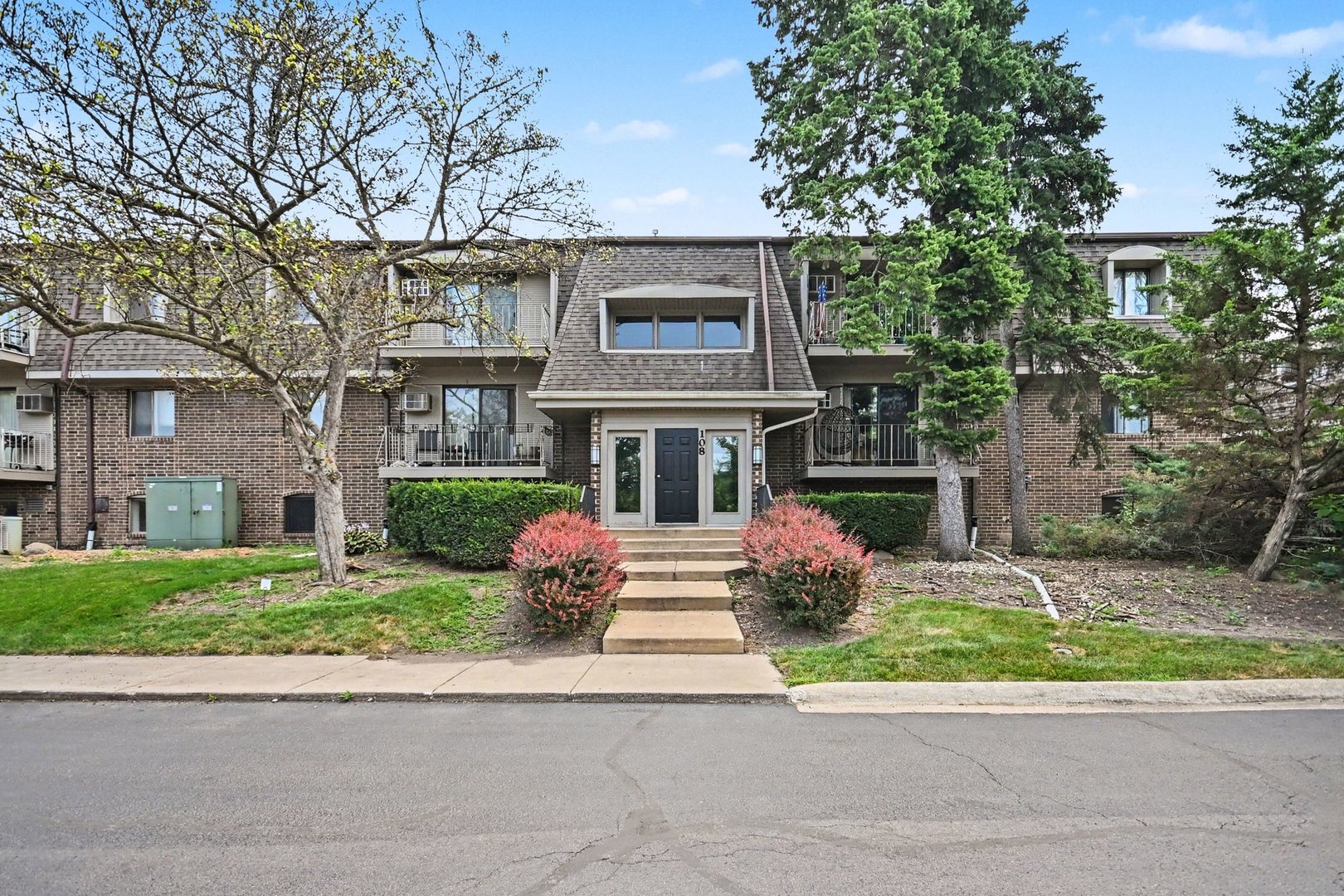108 E BAILEY Road #B