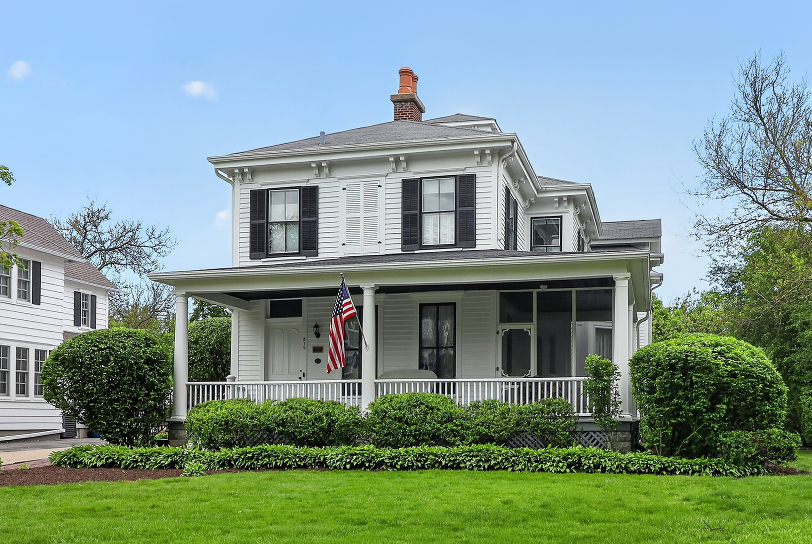 319 N Lincoln Street