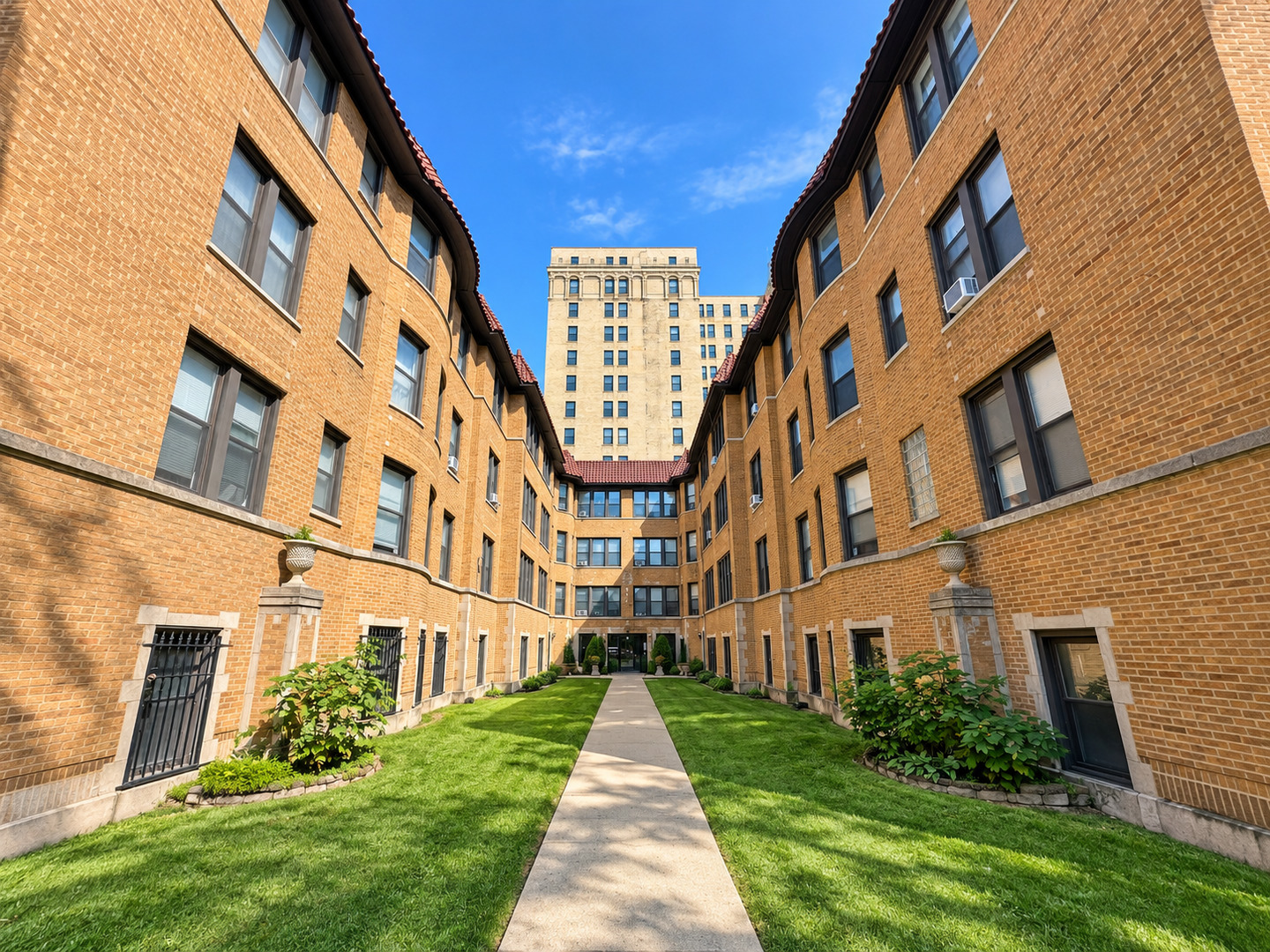 5459 S Everett Avenue #1B, Chicago, IL 60615