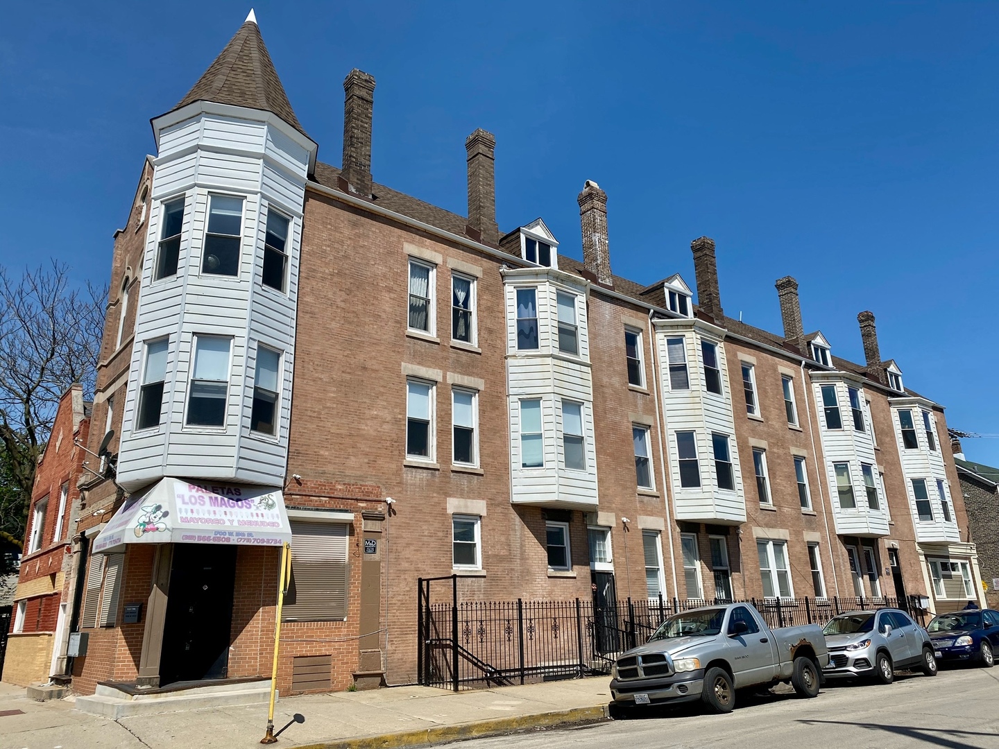 1700 W 19th Street, Chicago, IL 60608