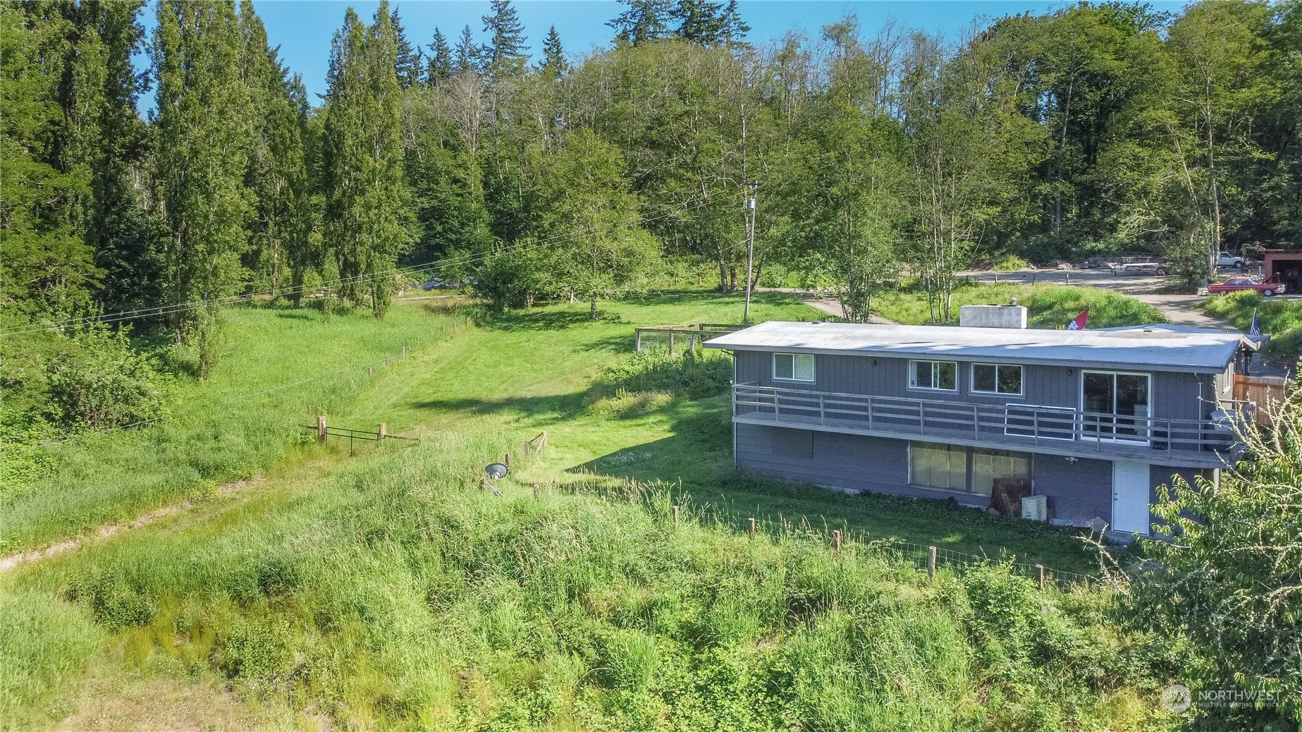 Property at 305 NE Waaga Way