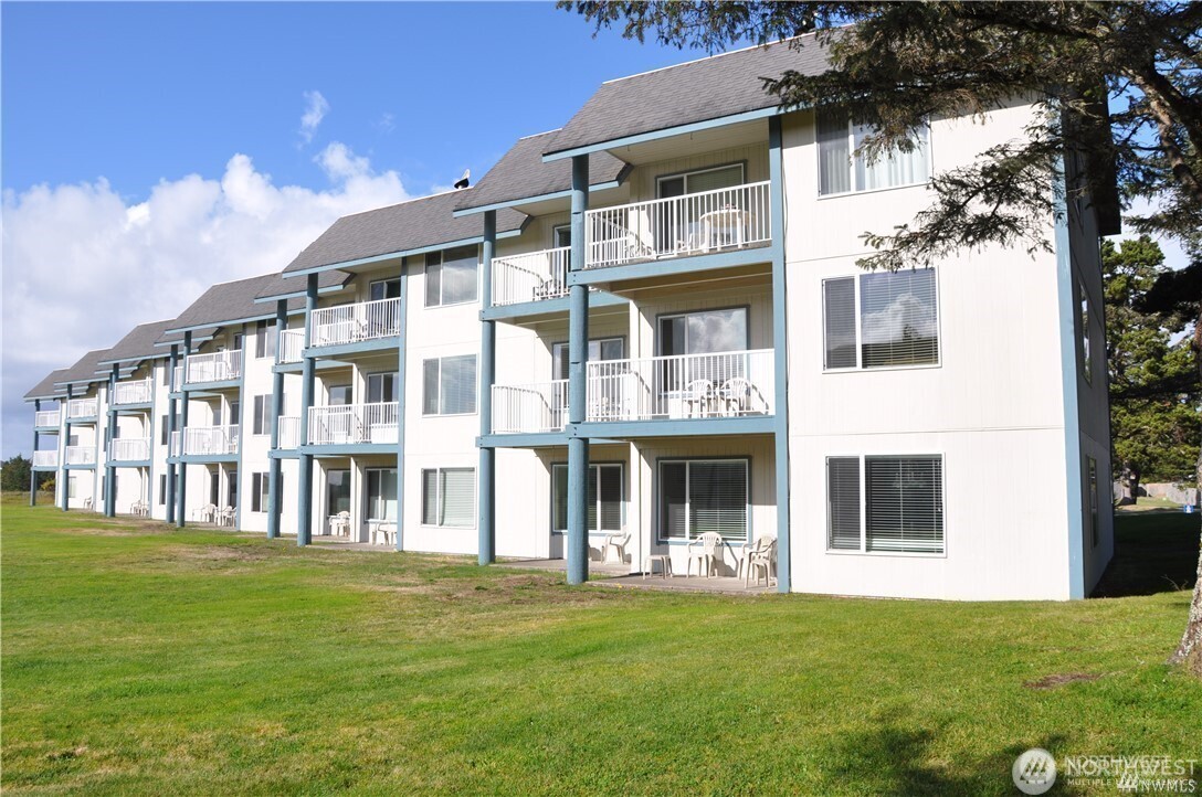 Property photo for 210 NW 26th Street #115-16