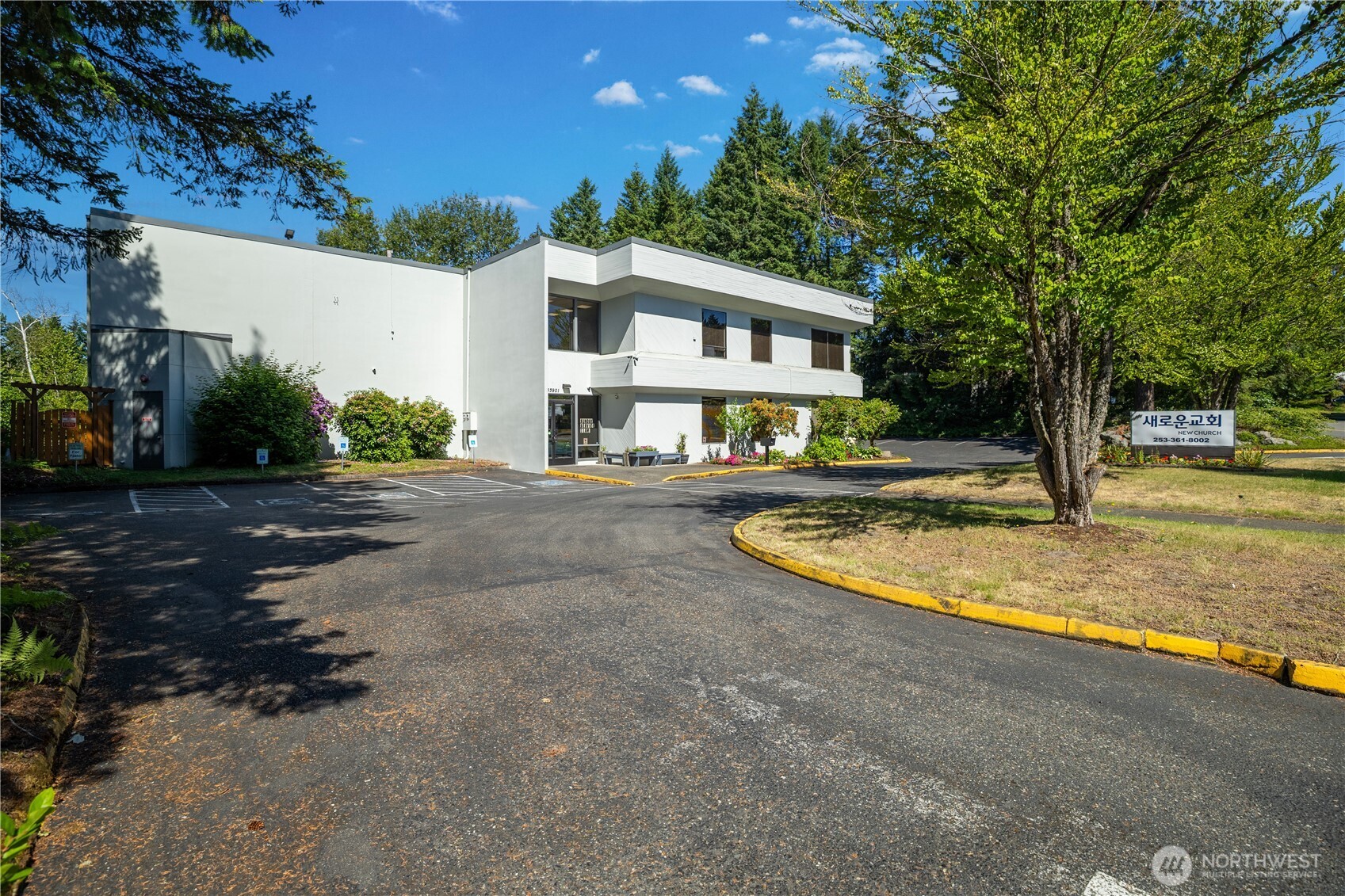 Property at 33901 9th Avenue S