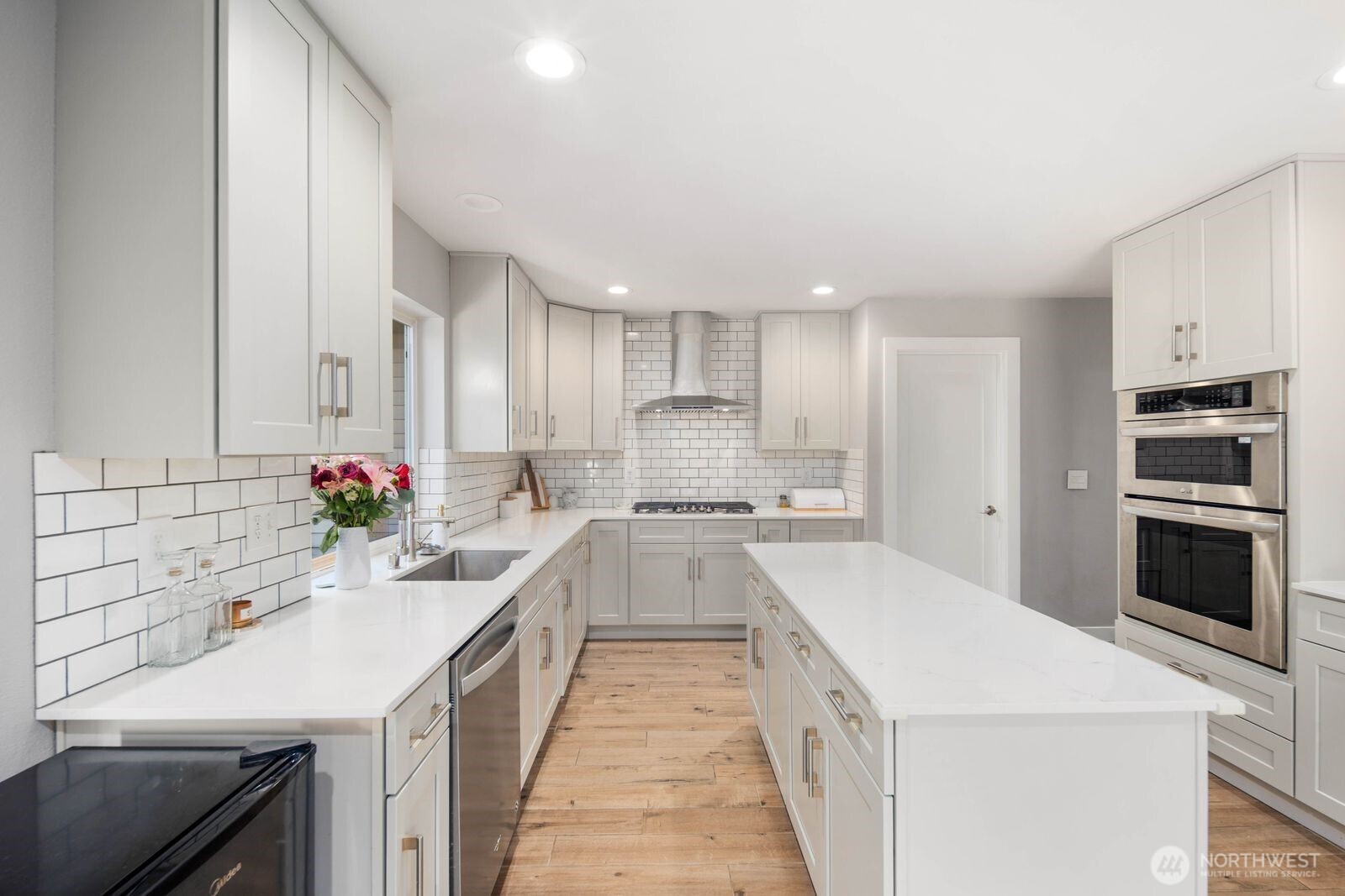 Windermere Renton 2918 SE 3rd Street Renton | Windermere Professional Partners