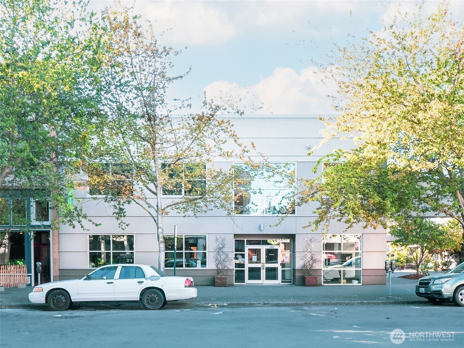 Property at 1323 Commercial Street