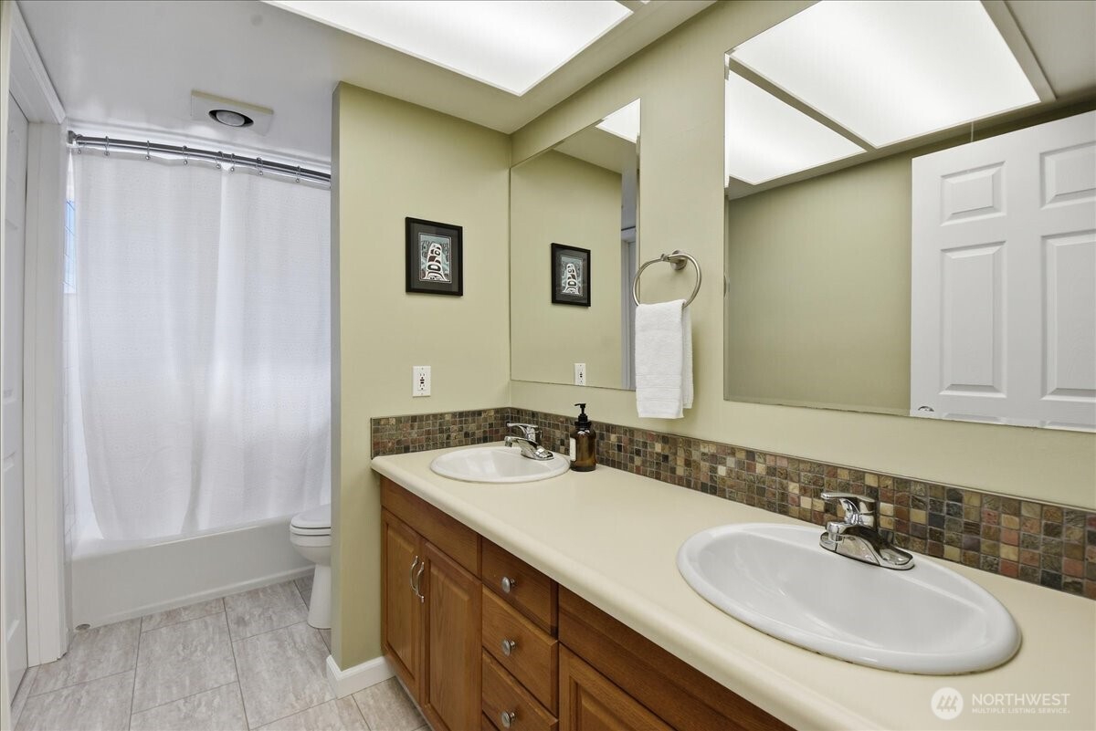 Windermere Renton 17035 136th Place SE Renton | Windermere Professional Partners
