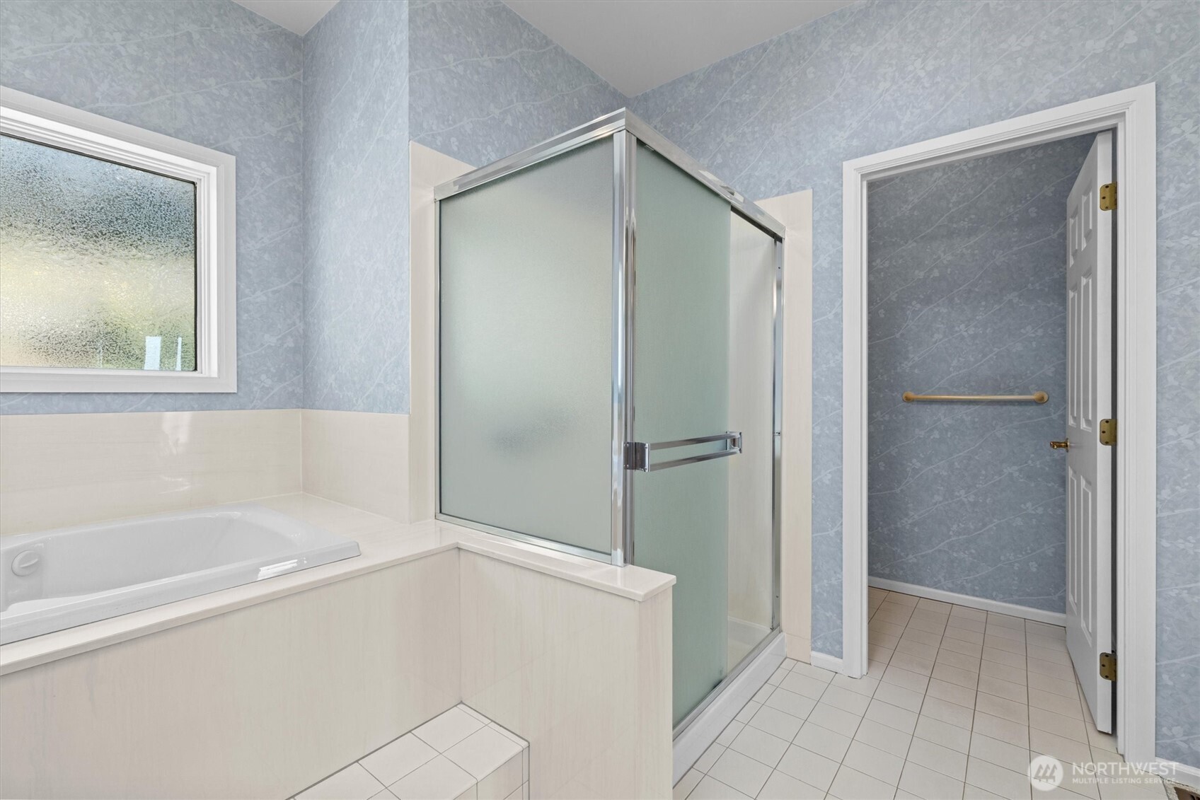 2800 68th Avenue SE Mercer Island | Windermere Professional Partners