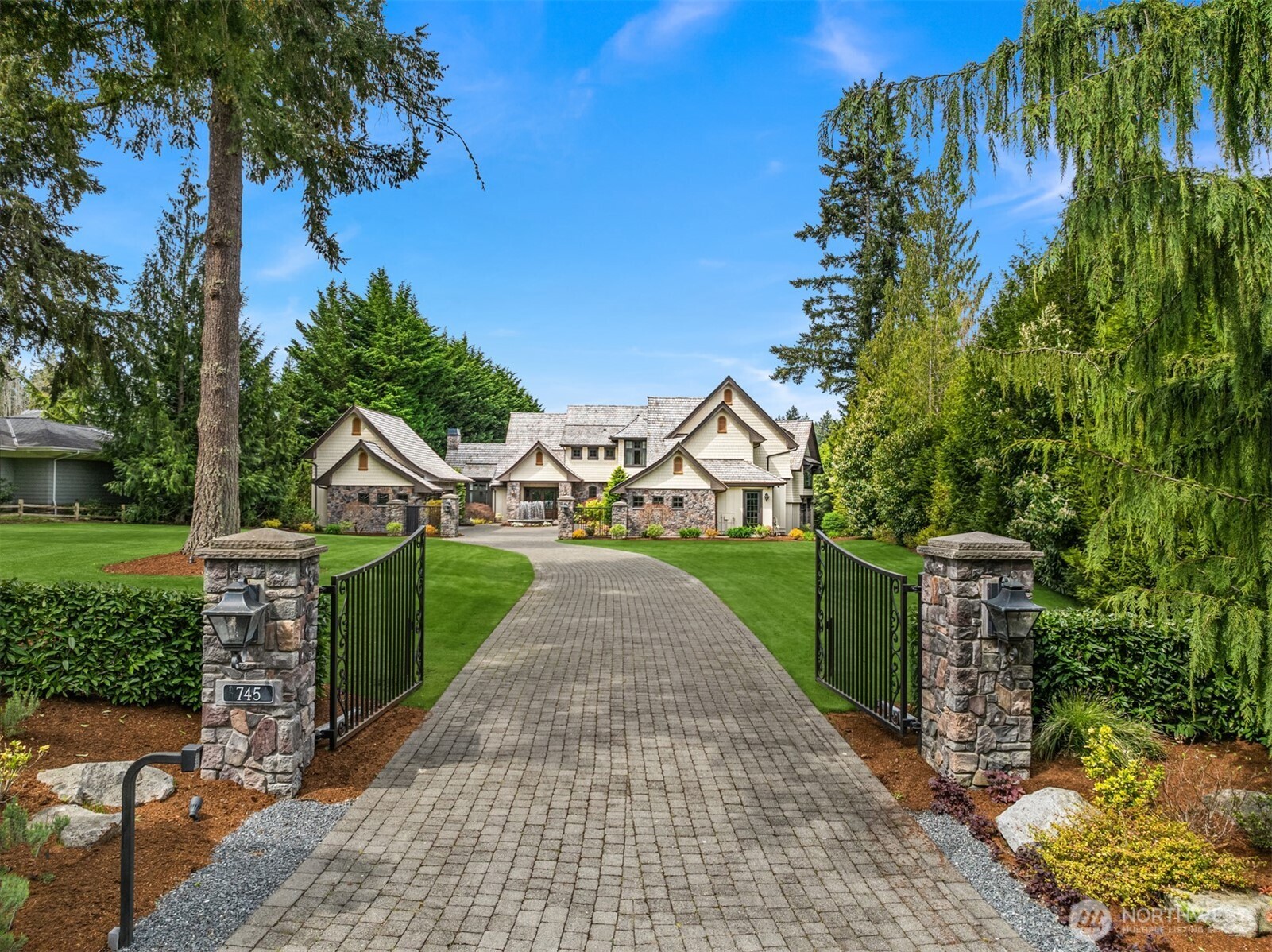 Property at 745 250th Lane NE