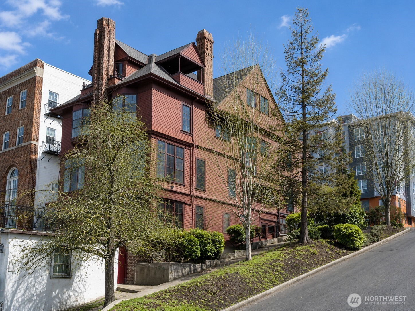 Property at 401 Broadway