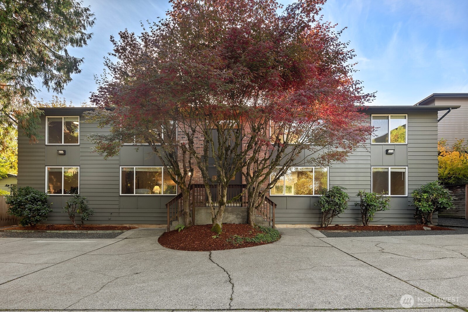 Property at 845 Kirkland Way