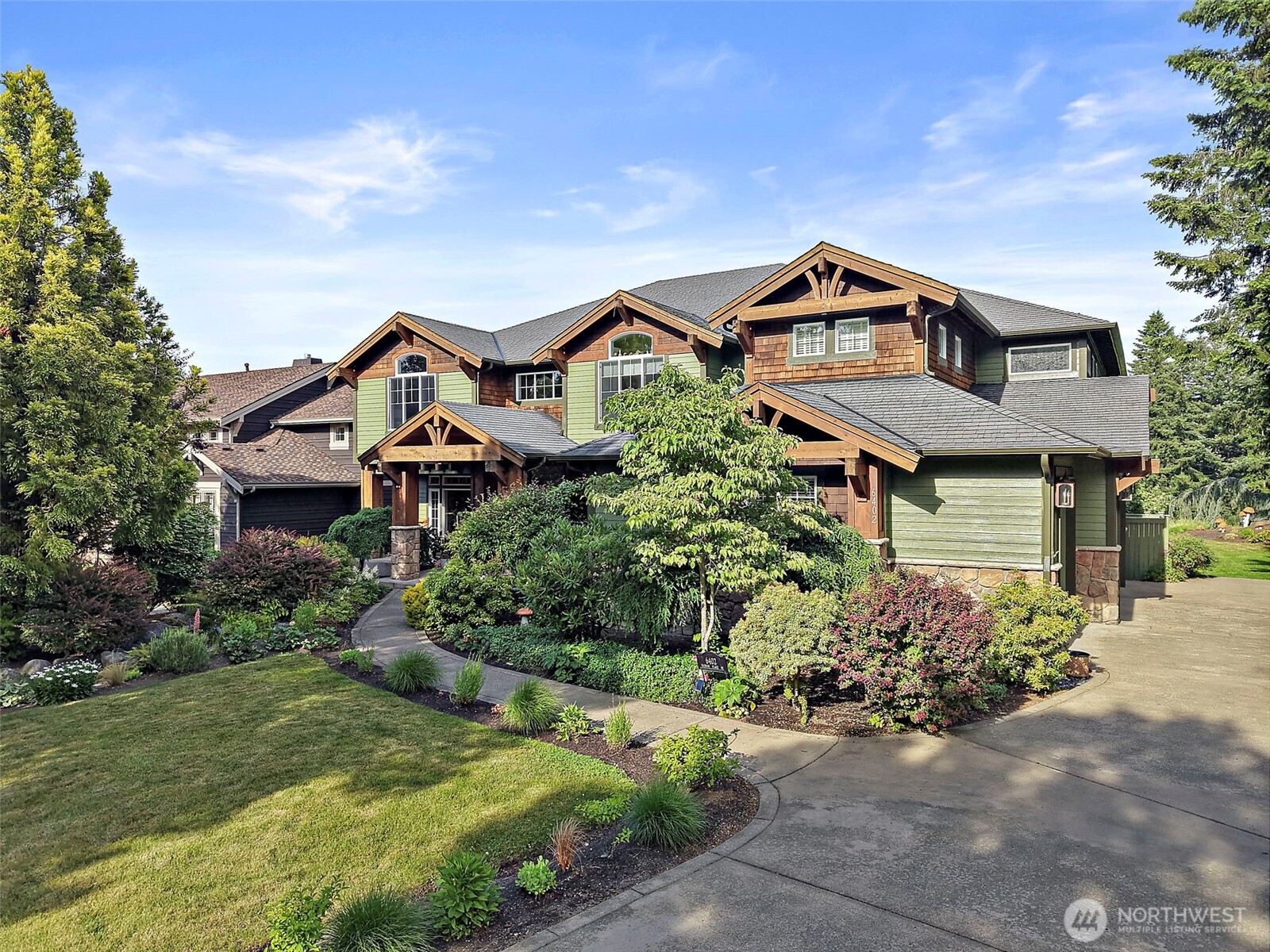 Property at 6402 Fairway Place SE