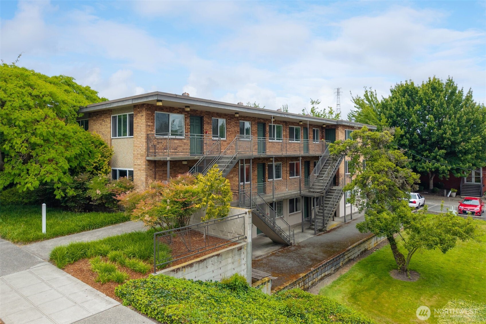 Property at 34 W Cremona Street