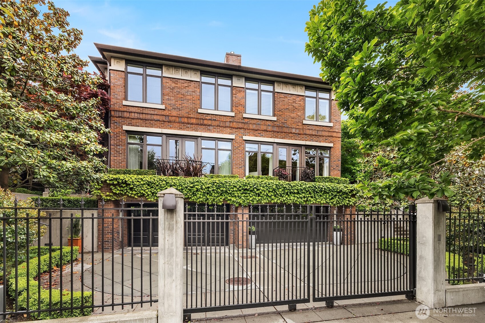 Property at 725 Harvard Avenue E