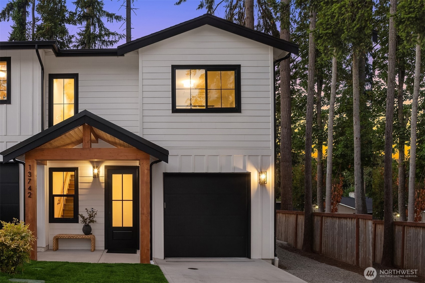 Property photo for 13742 NE 101st Street