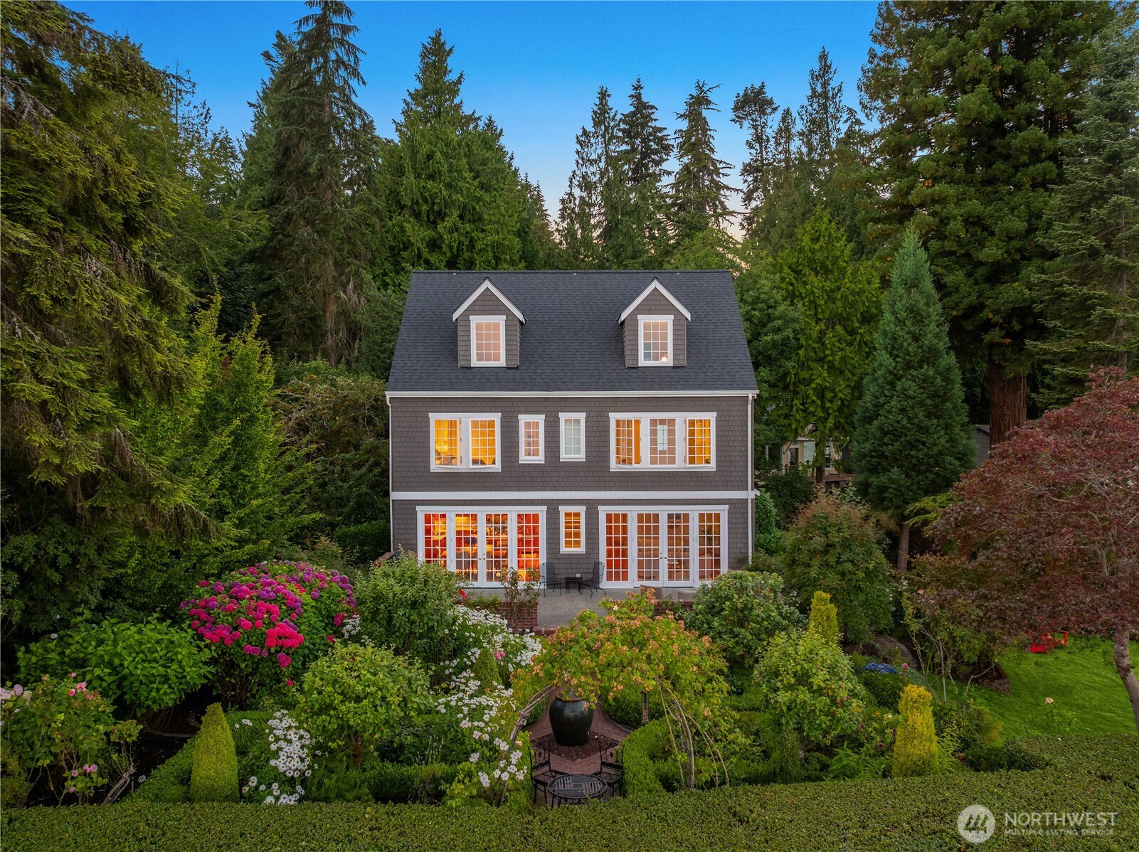 Property at 8916 Ferncliff Avenue NE