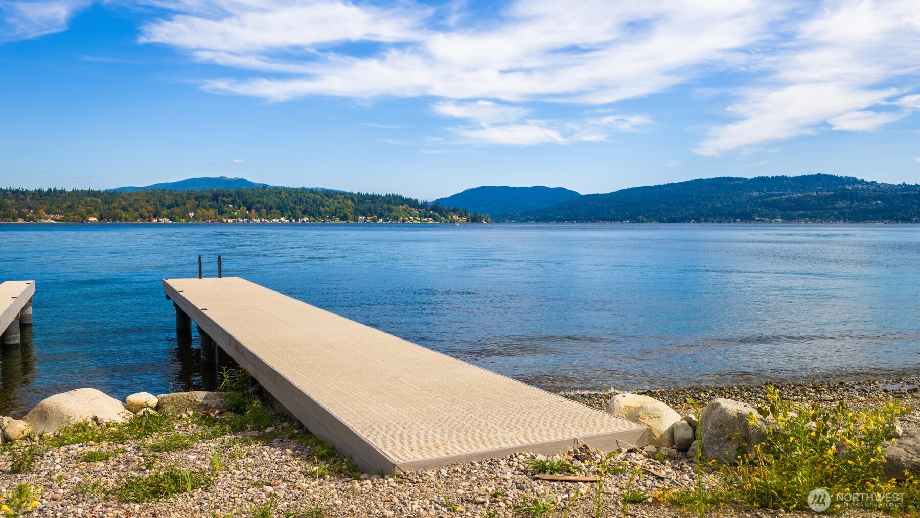 Property at 672 W Lake Sammamish Parkway NE