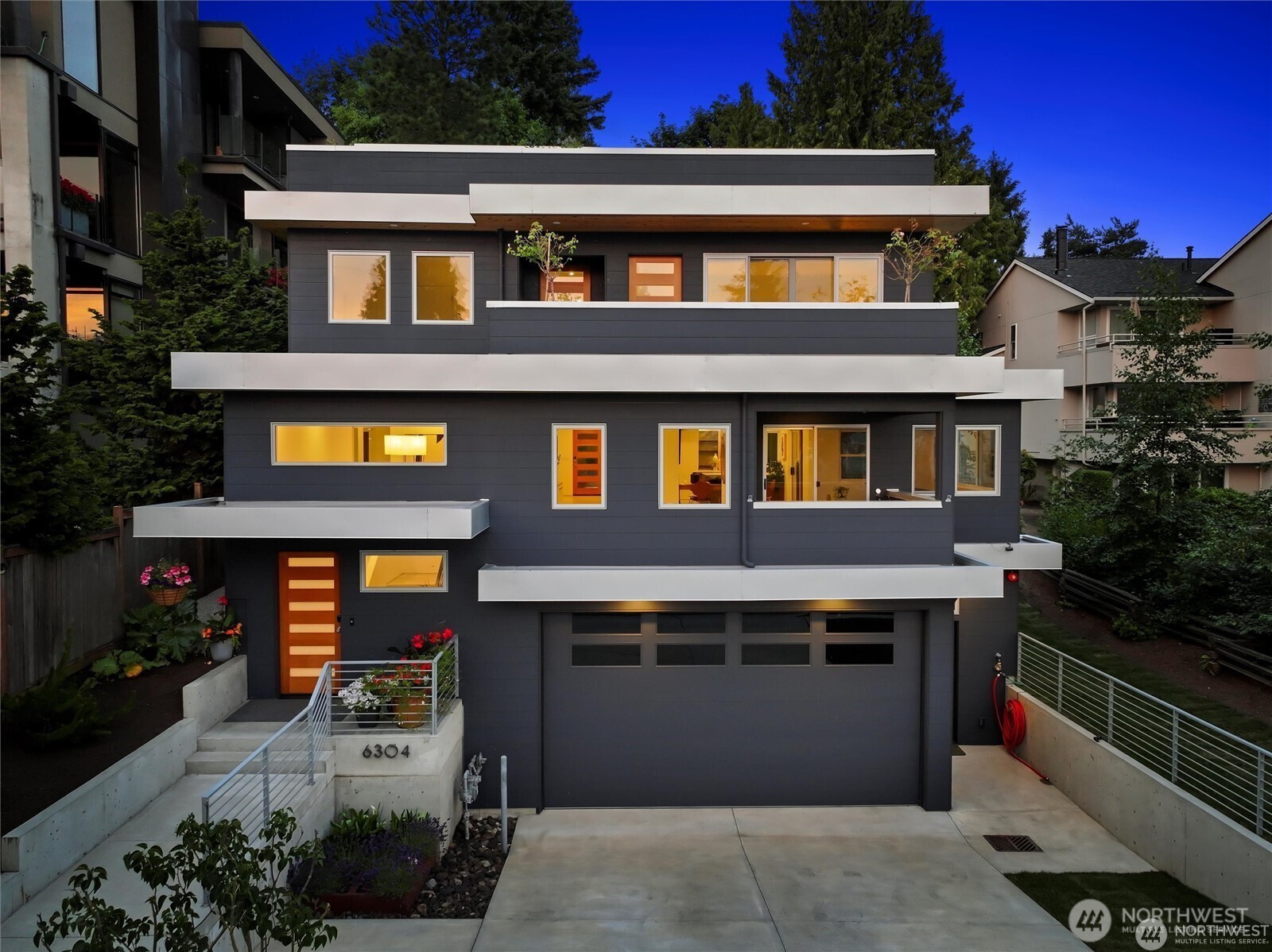 Property photo for 6304 Lakeview Drive