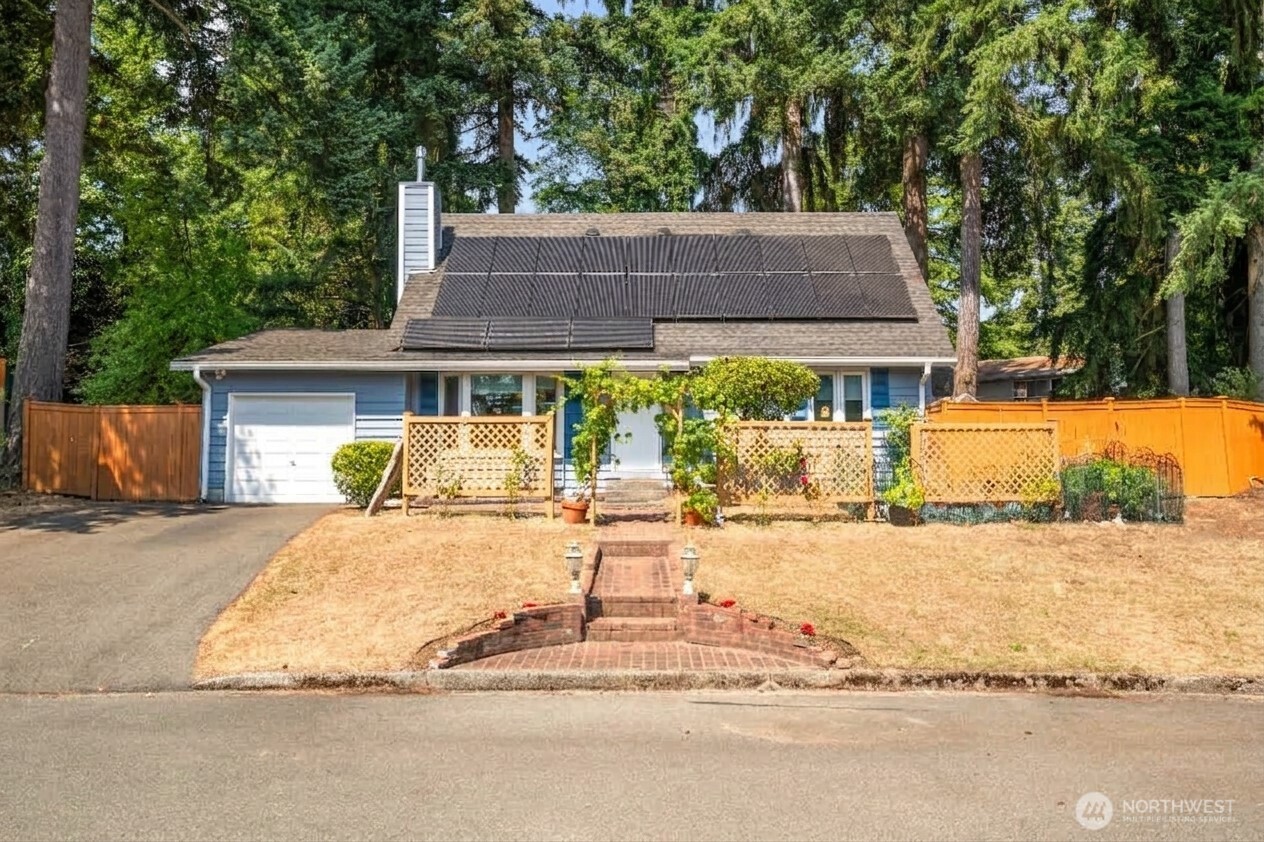 Property photo for 12086 NE 137th Court