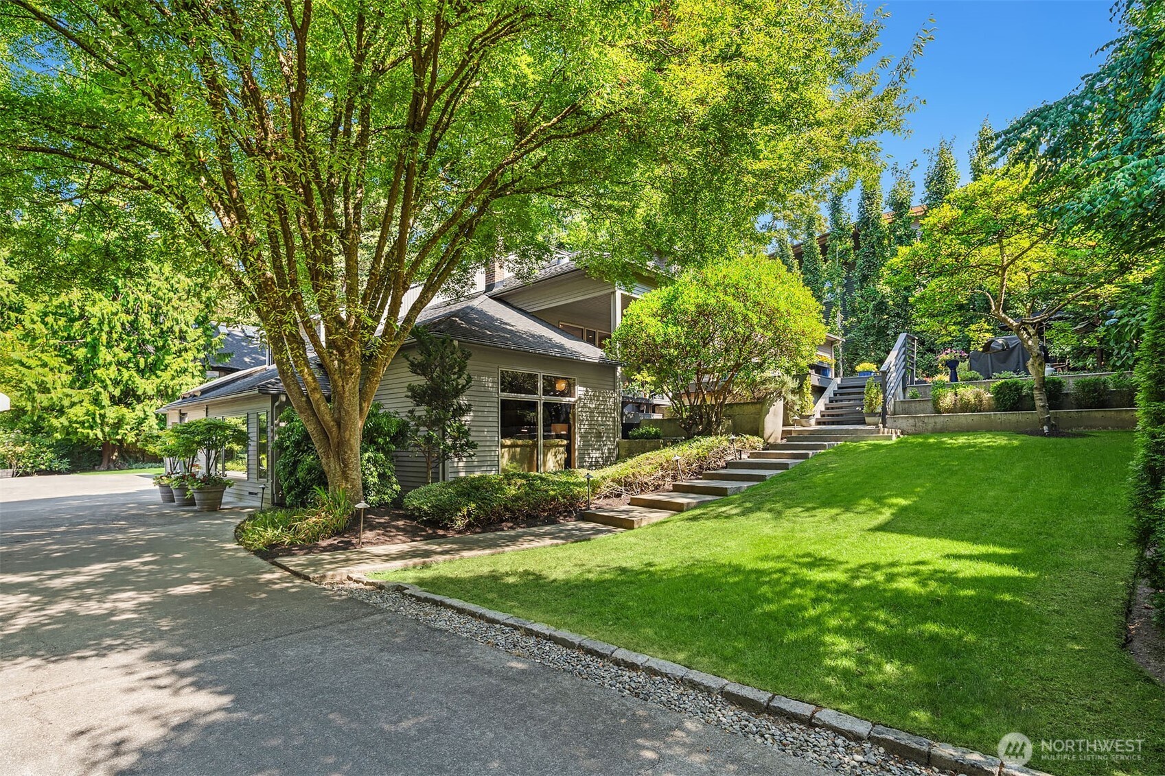 Property at 4330 W Cramer Street