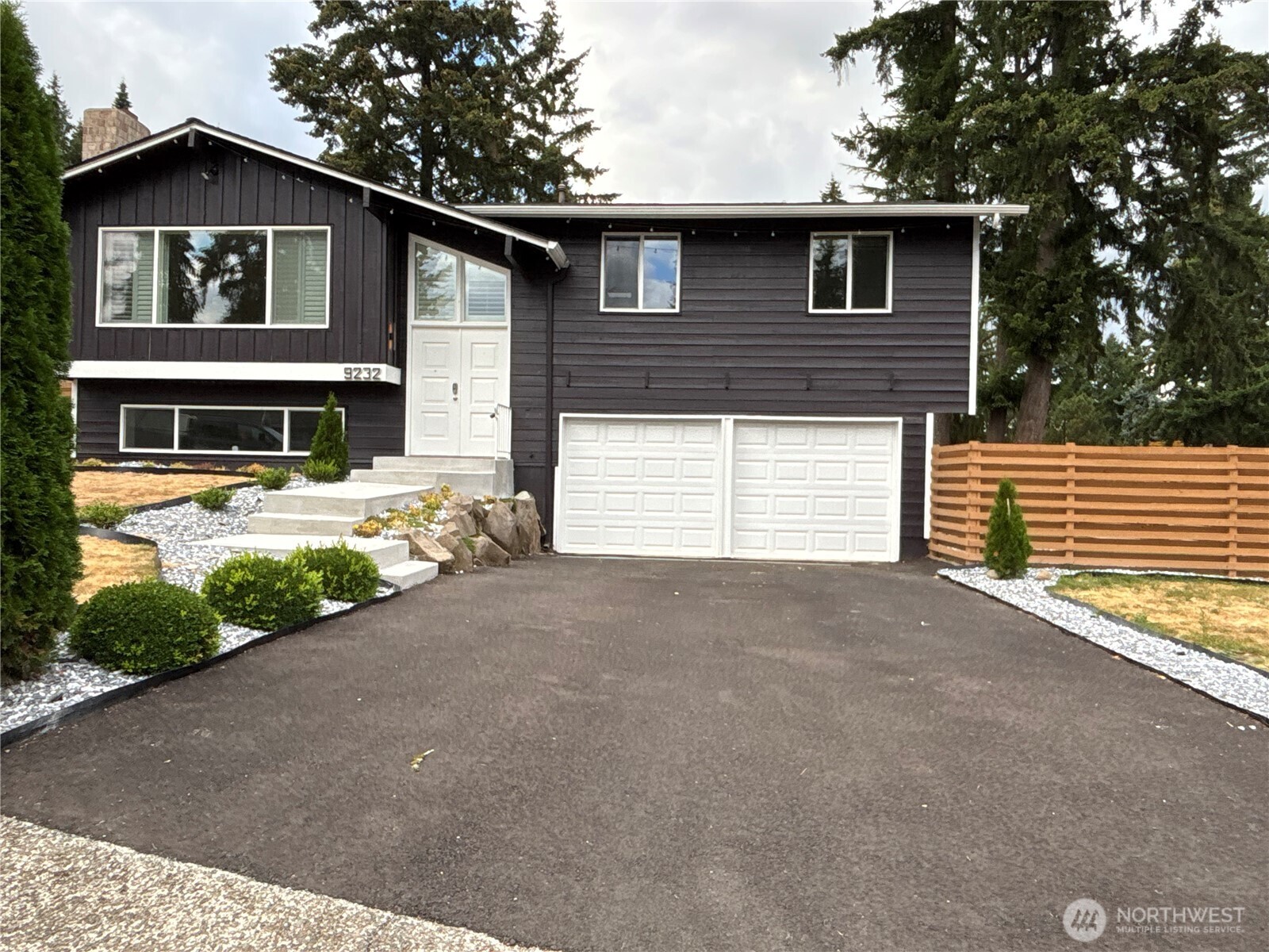 Property photo for 9232 139th Street