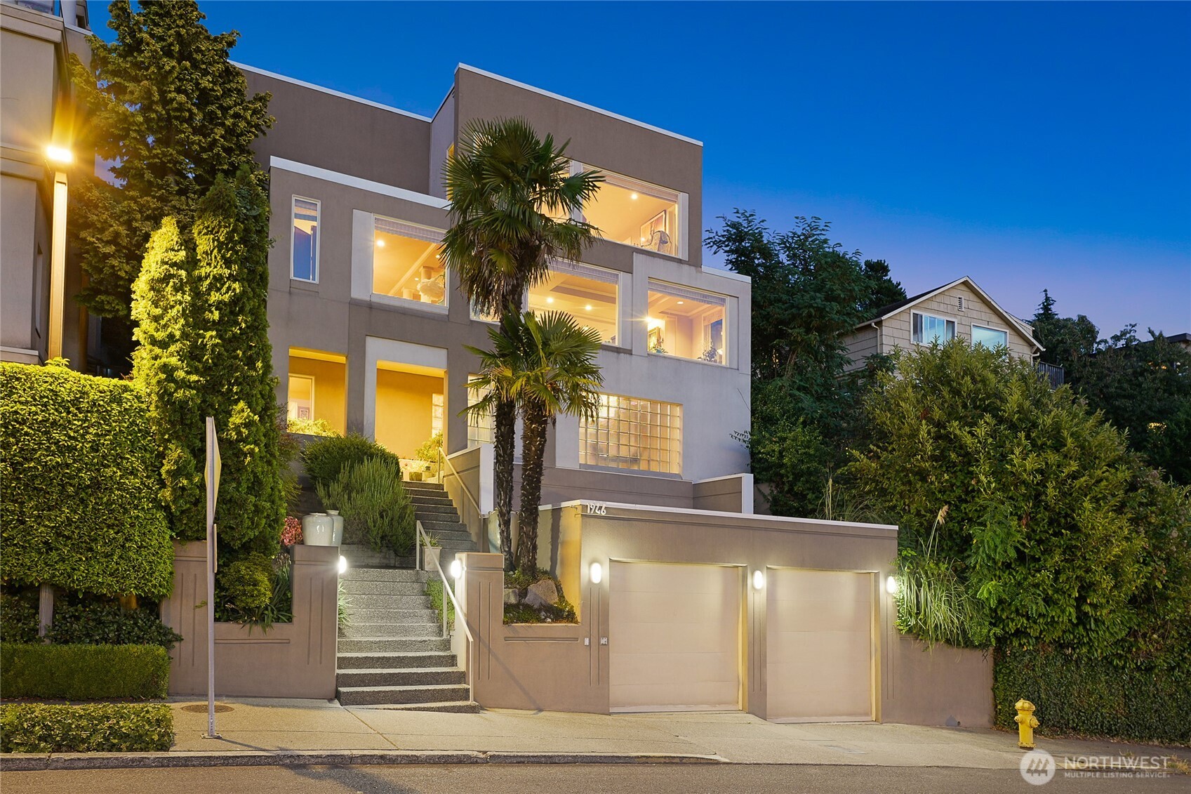 Property at 1946 Harvard Avenue E