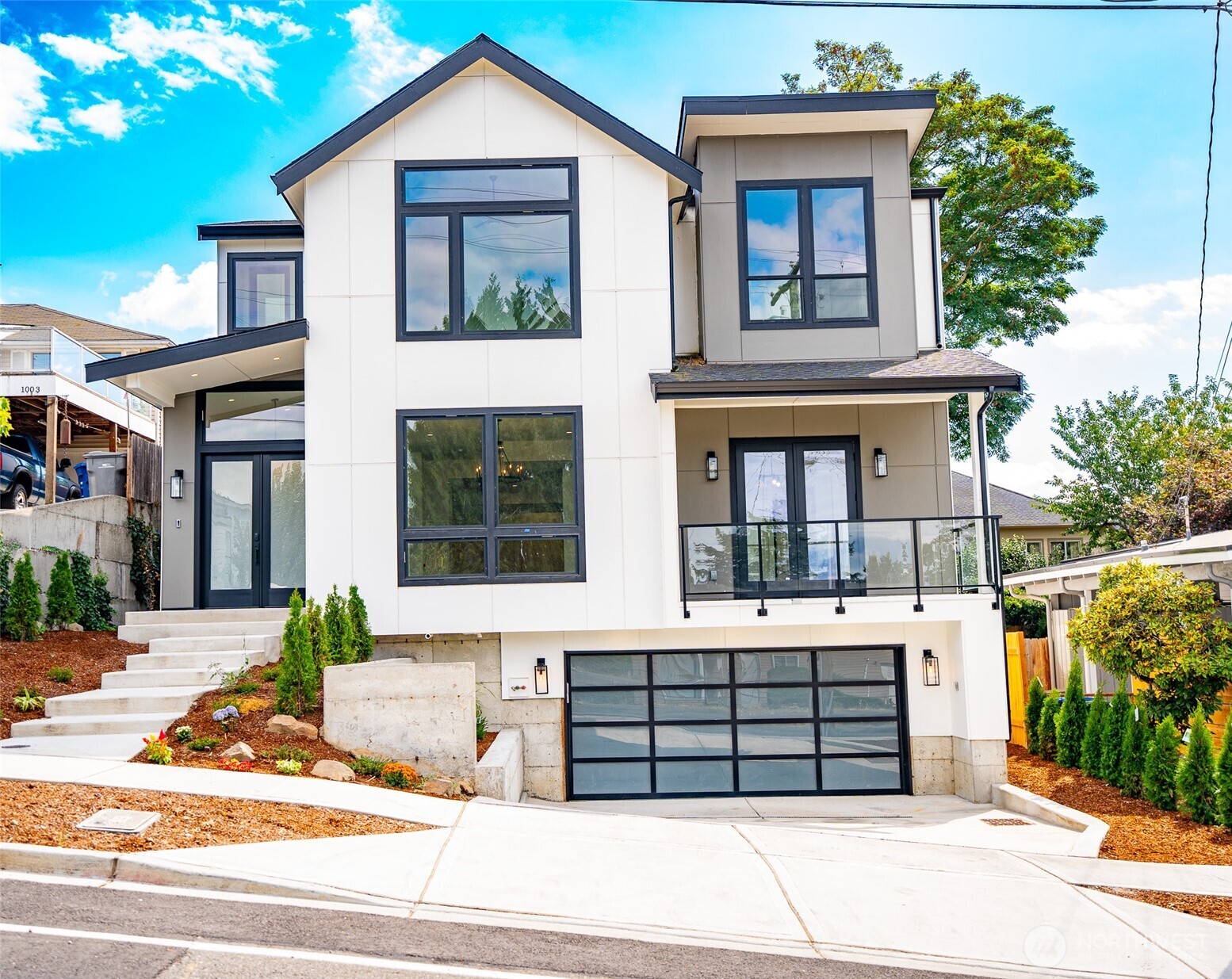 Property at 917 N 30th Street