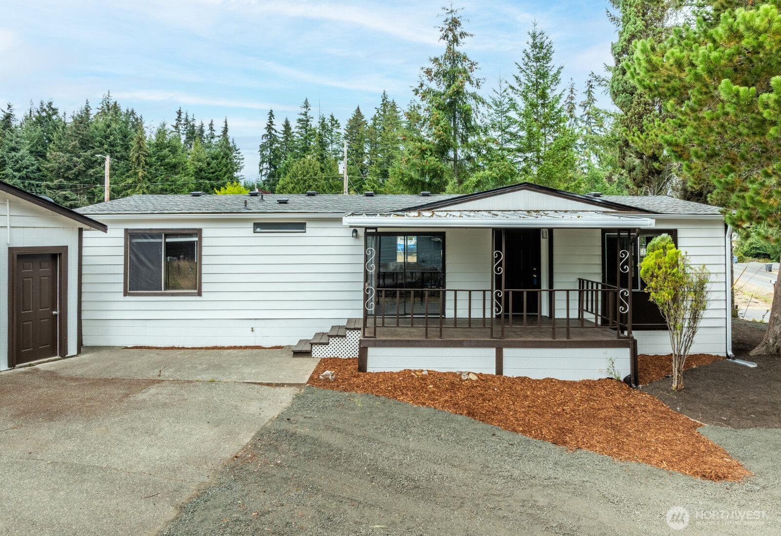 Property photo for 2050 E Timberlake West Drive