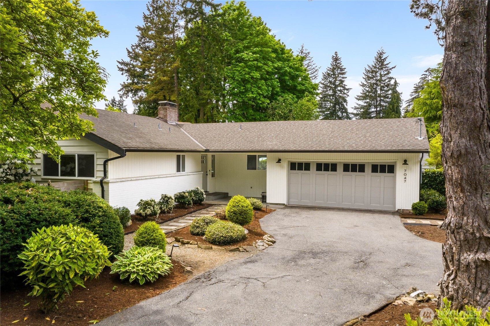 Property photo for 7047 NE 138th Street