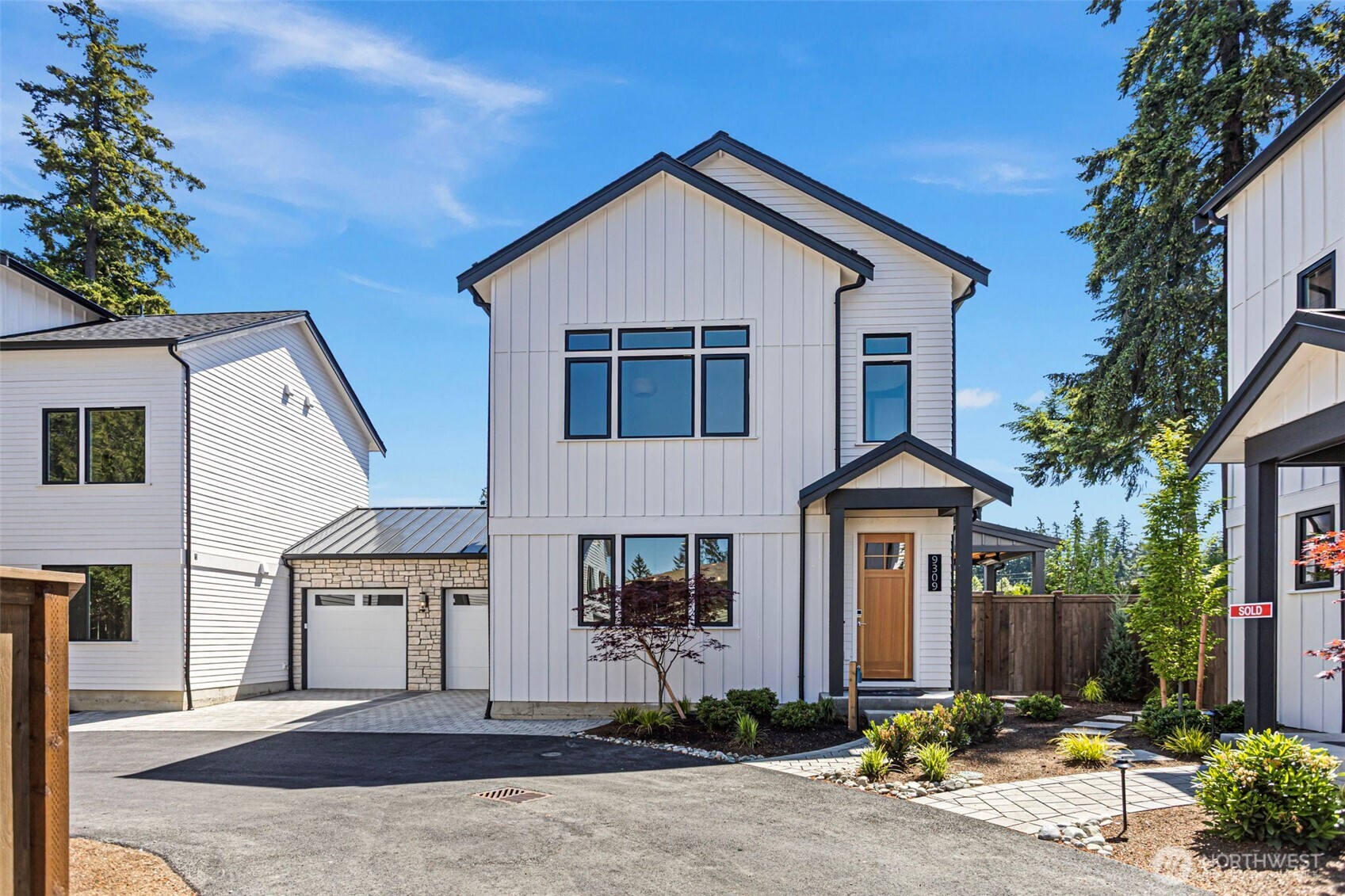 Property photo for 9309 132nd Avenue NE