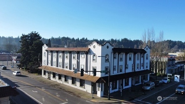 Property at 101 S 1st Street