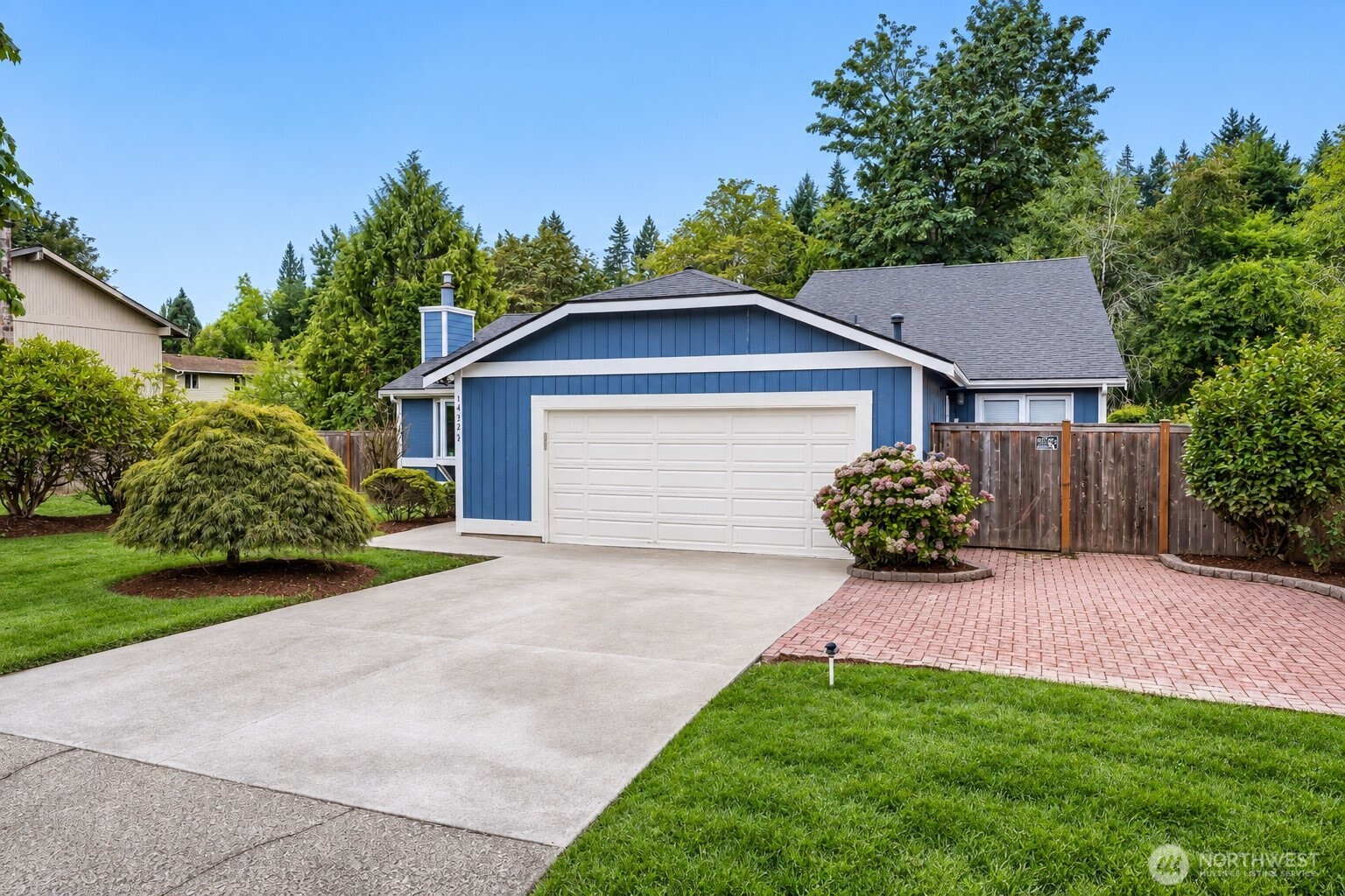 Property photo for 14325 102 Avenue NE