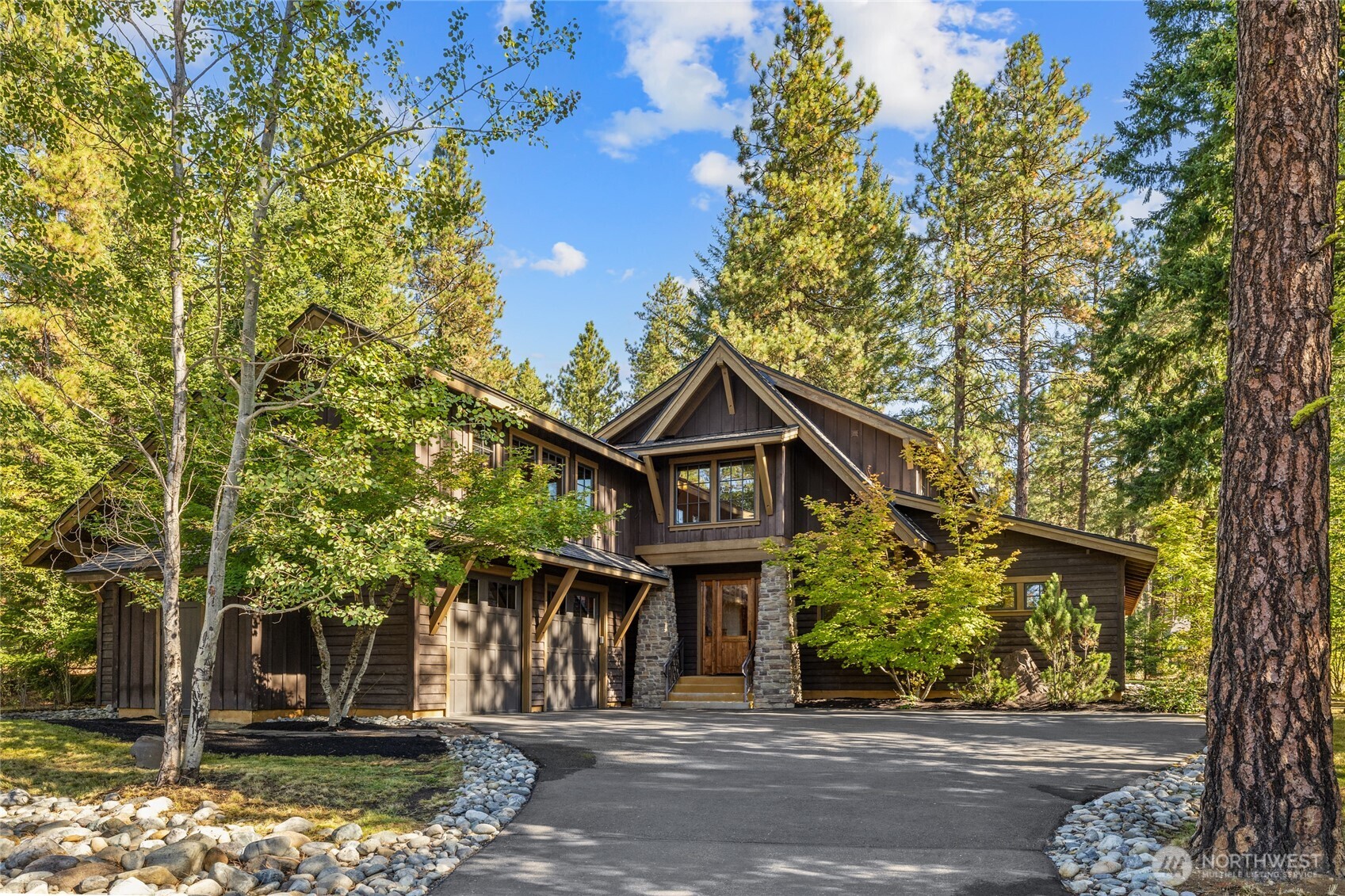 Property photo for 1690 Coal Mine Way