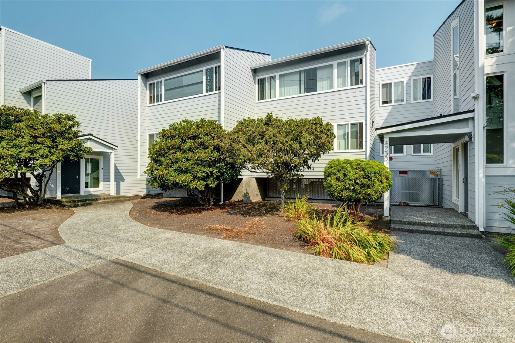 Property at 4230 Hoyt Avenue